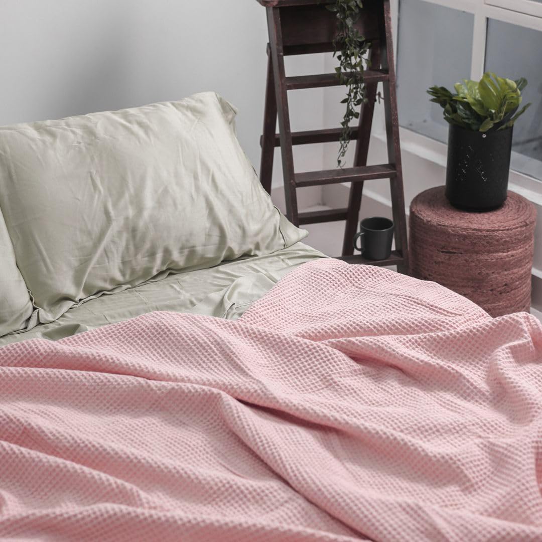 Salt Earth GOTS Certified 100% Organic Cotton Throw Blanket, 90" X 90" Blankets & Throws for Bed, Throw Blanket for Couch,Modern & Cozy Blanket, All Season Waffle Blanket, Soft Blanket (Misty Rose)
