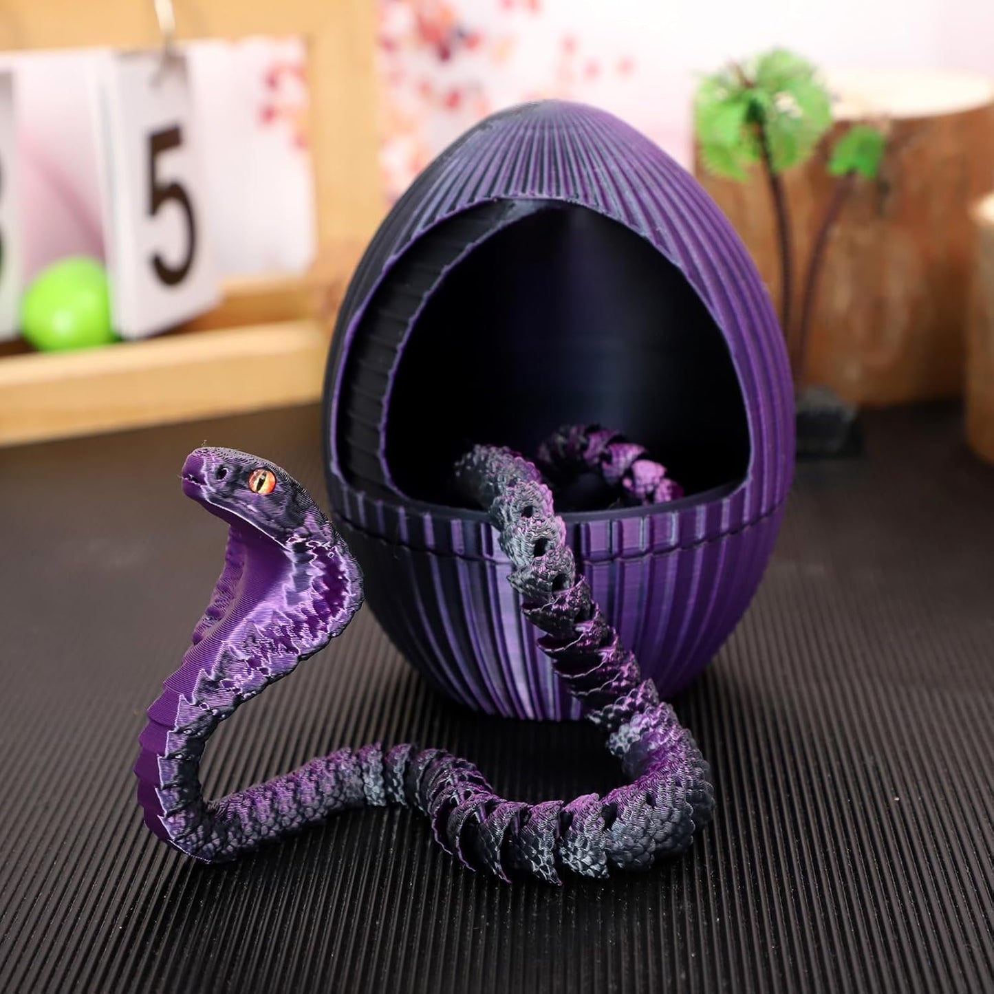 3D Printed Snake Egg, 3D Printed Fidget Animals,3D Crystal Snake Flexible Joints Home Decor Executive Desk Toys,Home Office Decor Executive Desk Toys for Autism/ADHD (Black Purple)