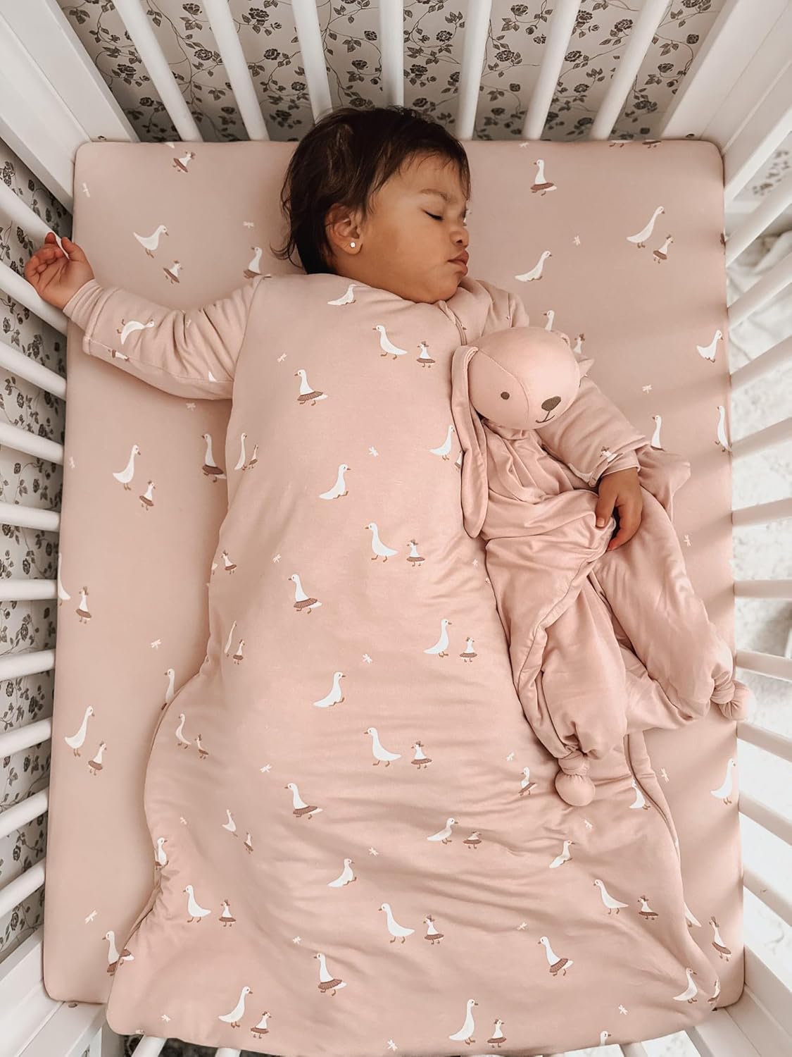 GUNAMUNA Unisex Long-Sleeve Sleep Sack, Wearable Sleep Bag for Babies and Toddlers, Soft Rayon, 1.0 TOG, 3 to 36 Months