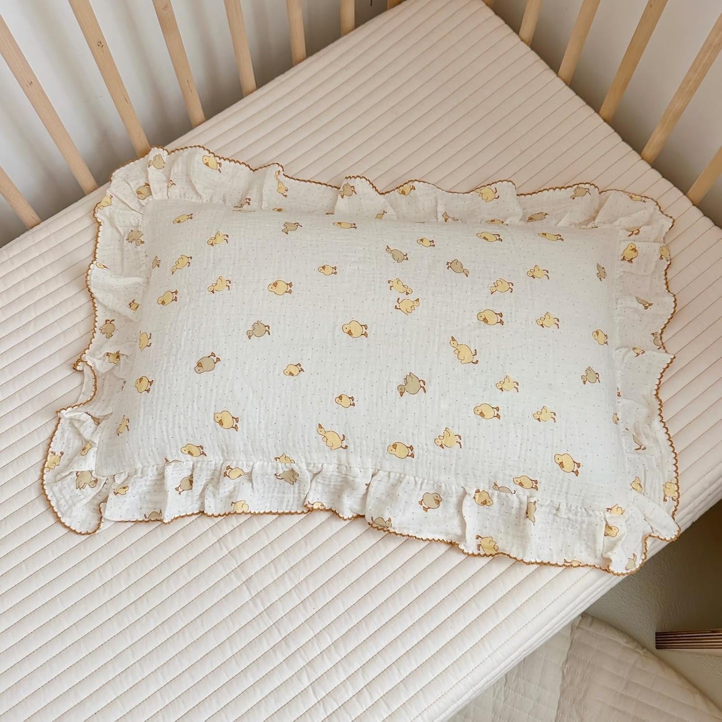 BuLuTu Duck Print Toddler Pillow Cases 20"x26", Cotton Muslin Boys Girls Pillowcase Fits Toddler Pillow Sized 16"x 22", Soft Breathable Durable Toddler Pillowcase for Kids 1-6 Year Old, 1 PC