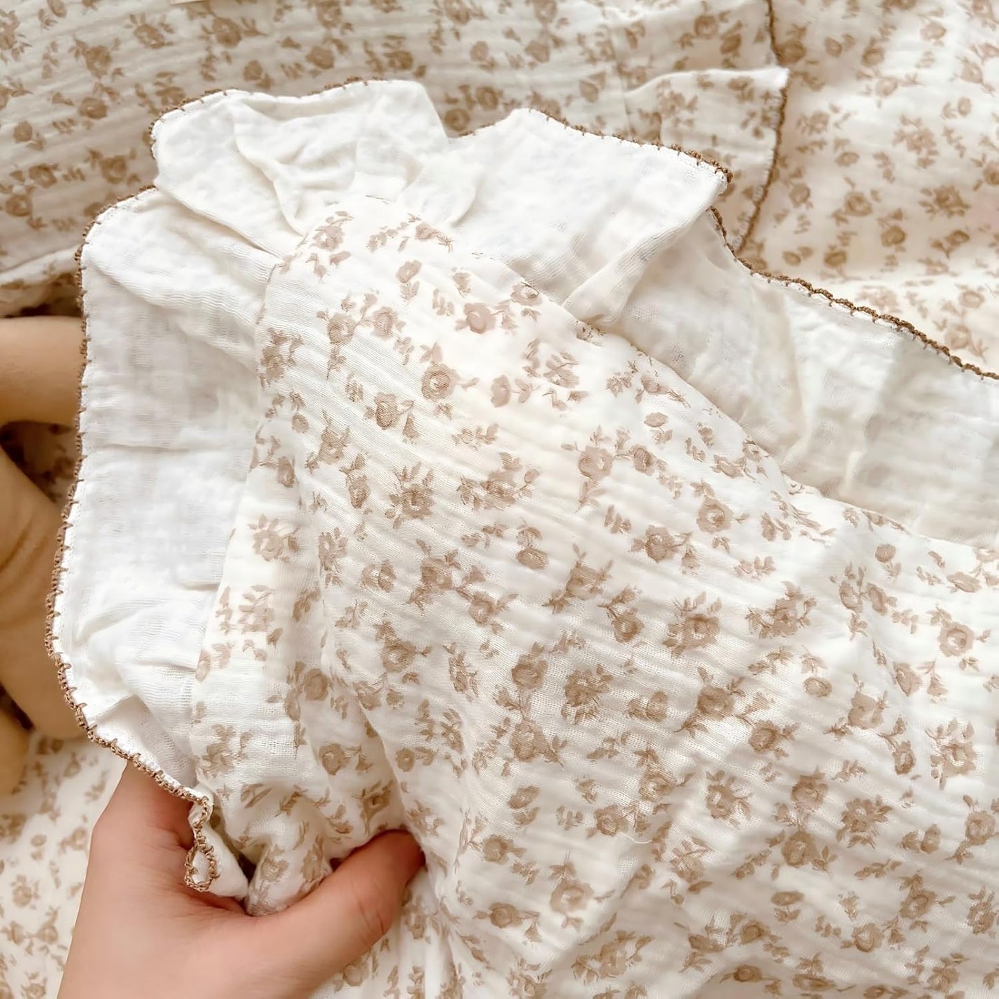 BuLuTu Cotton Muslin Kids Toddler Pillowcase with Cute Camellia Flowers Super Soft Travel Pillow Nursery Pillowcase for Boys,Girls,Bedding Decor Machine Washable, Durable Pillowcase,1 Piece,14"x20"