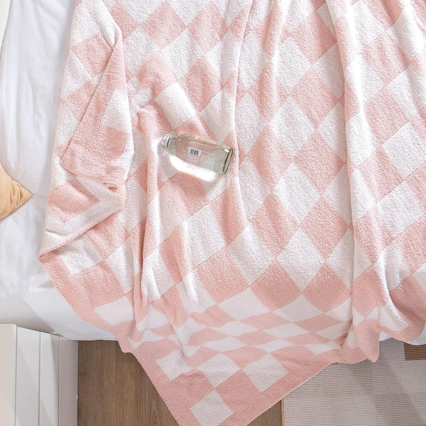 SeaRoomy Checkered Throw Blanket, Ultra Soft Microfiber Knit Throw Blanket, Cozy Fluffy Fuzzy Reversible Checkerboard Pink Blanket for Couch Sofa Bed Decor(Light Pink, 51"63")