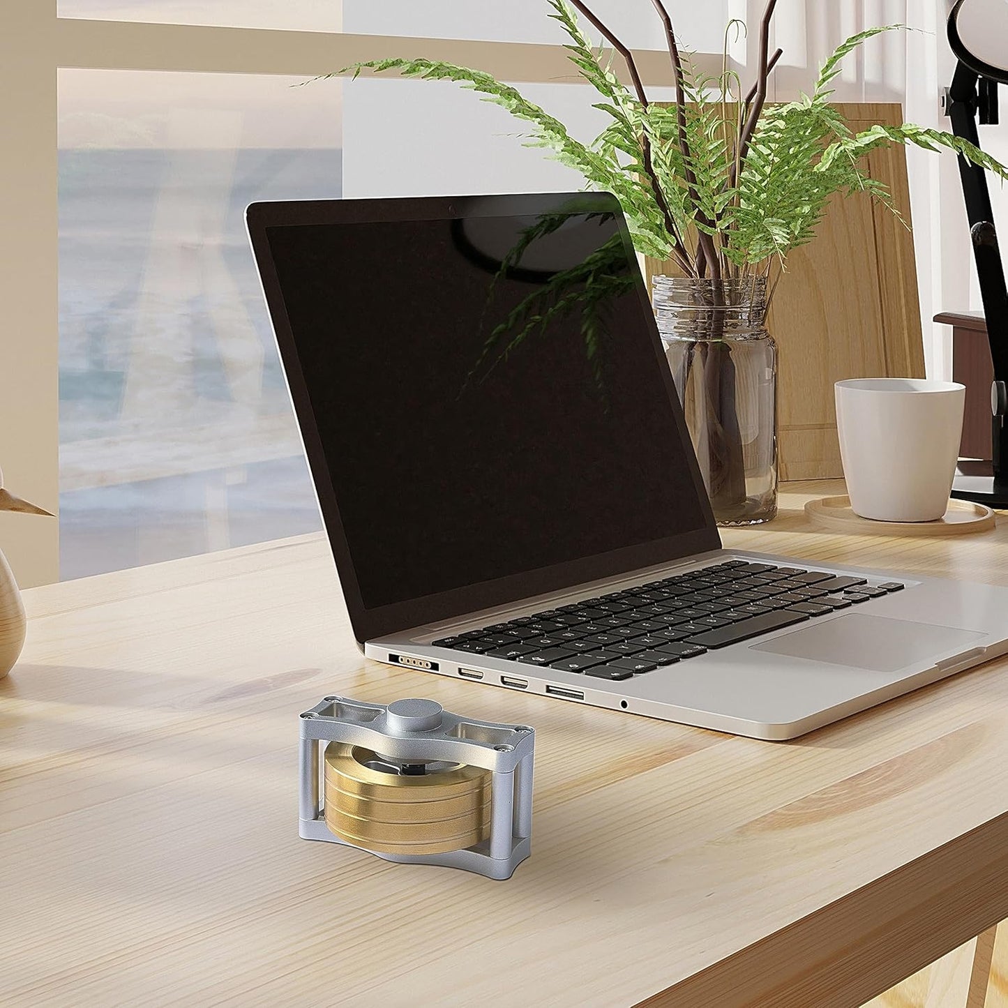 Kinetic Spinning Top Brass, Desk Fidget Toy for Adults, Stress Relief Toy for Office, Gold