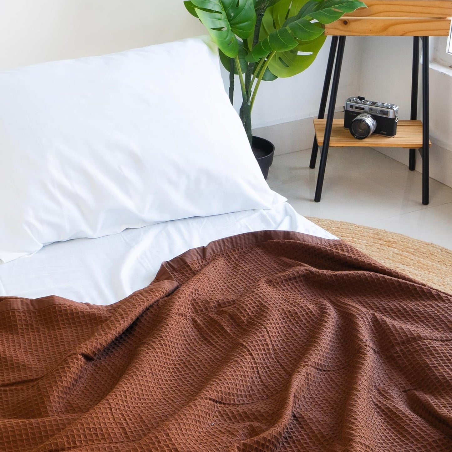 Salt Earth GOTS Certified 100% Organic Cotton Throw Blanket, 90" X 90" Blankets & Throws for Bed, Throw Blanket for Couch,Modern & Cozy Blanket, All Season Waffle Blanket, Soft Blanket (Potting Soil)